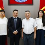 Проректор Мырзабек Камчыбек уулу встретился с делегацией Синьцзянского педагогического университета