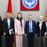 Проректор Мырзабек Камчыбек уулу встретился с представителями образовательной службы ETS