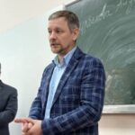 УрМЮУнун өкүлү юридикалык институттун 4-курс студенттери менен жолугушту