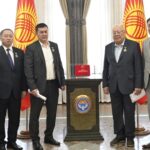 Улуттук университеттин окумуштуулары Жогорку Кеңештин медалы менен сыйланышты