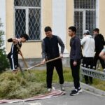 Улуттук университеттин студенттери менен кызматкерлери ишембиликке чыгышты