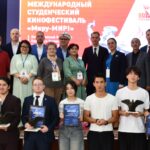 Улуттук университетте “Миру мир!” эл аралык студенттик кинофестивалы салтанаттуу түрдө жыйынтыкталды