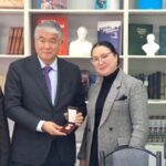 Журналистика жана коммуникация институтун директору Ширин Костюк ТҮРКСОЙ уюмунун медалы менен сыйланды