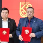 Улуттук университет менен «Окуу китеби» басма үйүнүн ортосундагы кызматташуу меморандумуна кол коюлду