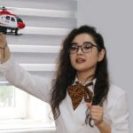 «Мен мугалим болом! – 2026» сынагынын баш байгесин жеңип алган Эленора Эргешова КУУнун окутуучуларына мастер-класс өттү