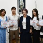 Проректор Кундузгүл Базакеева мекенине кайтып жаткан Казакстандык студенттер менен жолугушту