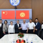 Улуттук университетке Кытайдын Цзянсу провинциясынын тышкы иштер канцеляриясынан өкүлдөр келди